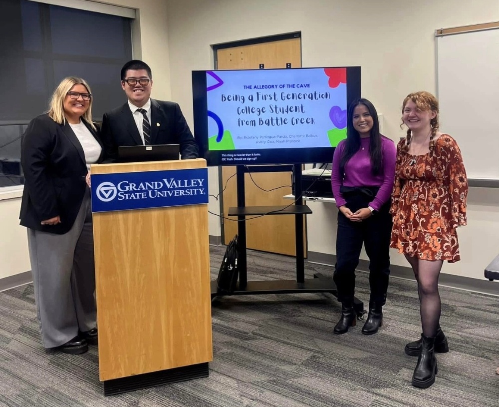 Pipeline Scholars & Staff Give Teach-In Presentation